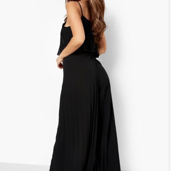 Asos Design Curve pleated crop top jumpsuit - NWT - Picture 2 of 9